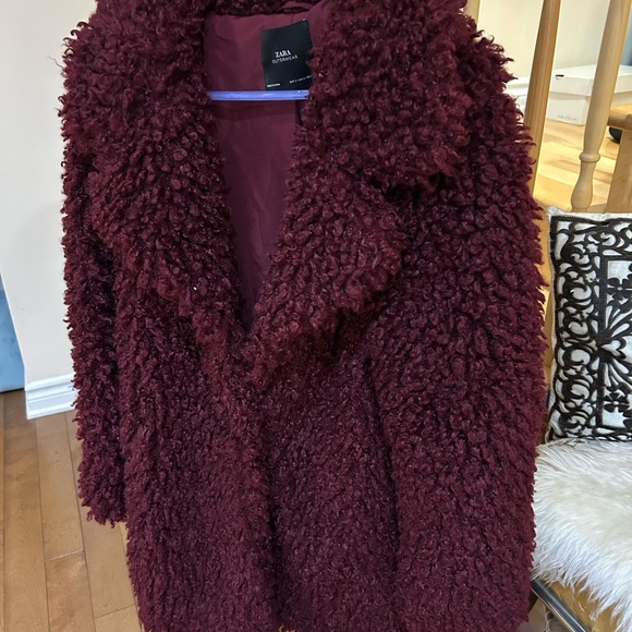 Zara Women's Deep Red Teddy Jacket - Picture 6 of 7